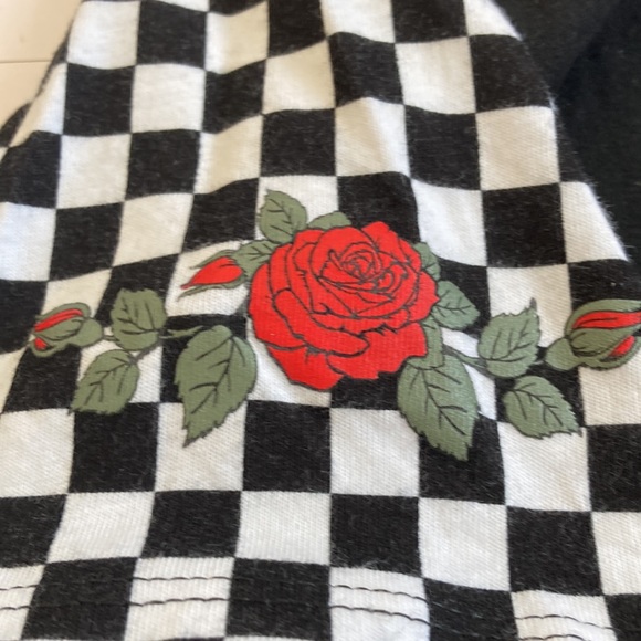 Women’s Vans Tee - Picture 6 of 7